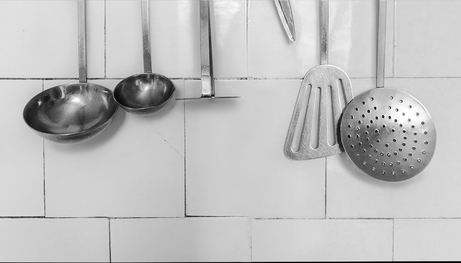 Restaurant Ceiling Tile cleaning